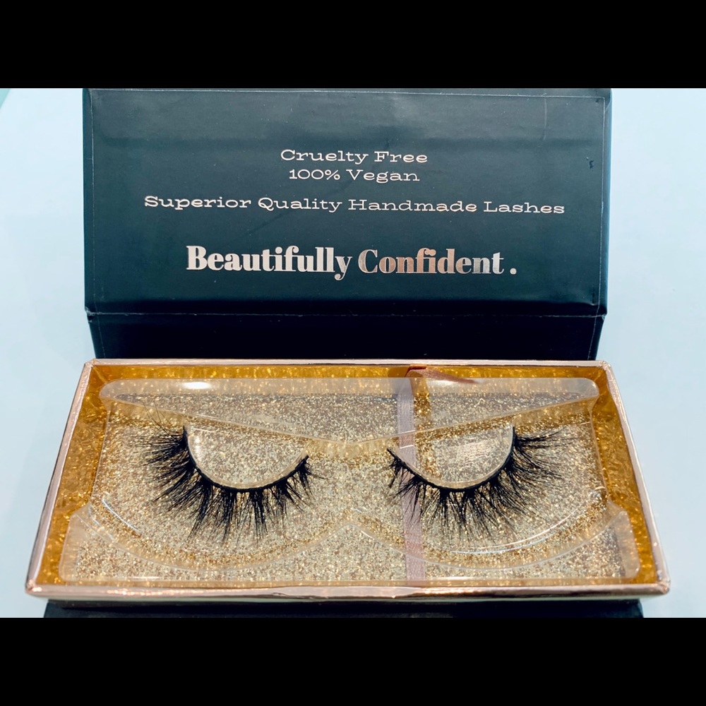 Diva Rules False Lashes By Lazzy Lashes V…
